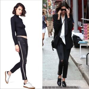 Black Skinny Jeans with Side Detailing
